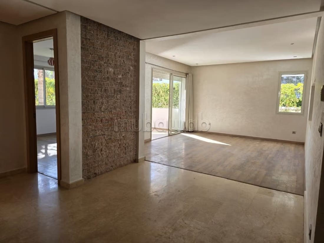 Bel appartement vide
