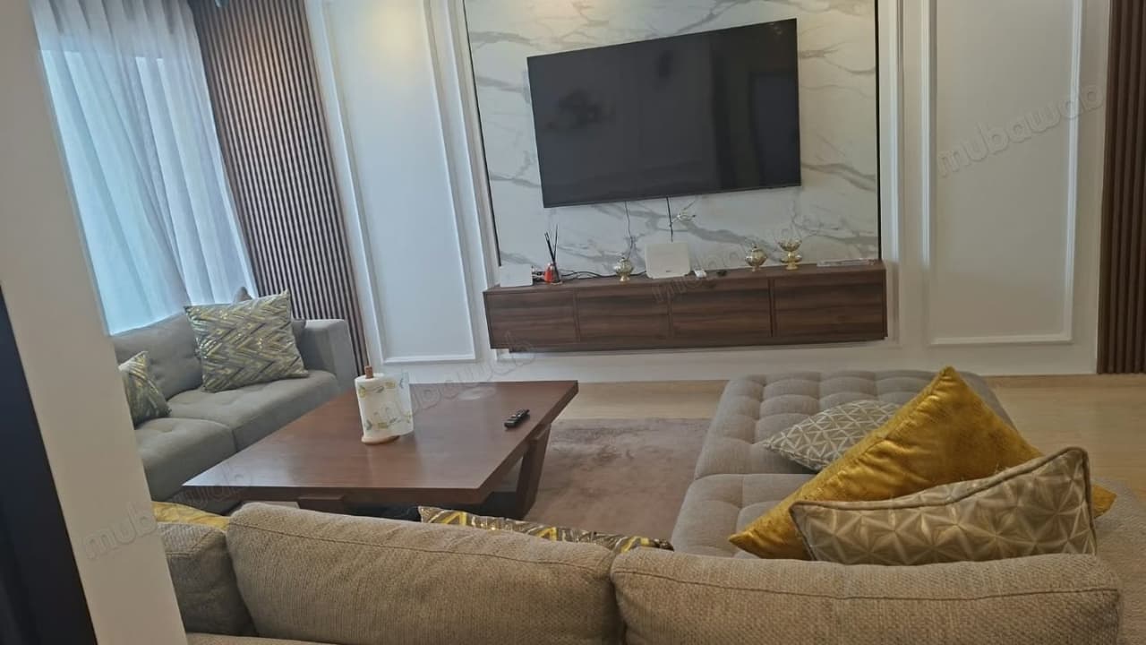 Schöne möblierte Wohnung zur Miete in Riad. Wohnfläche 120 m². Möbliert