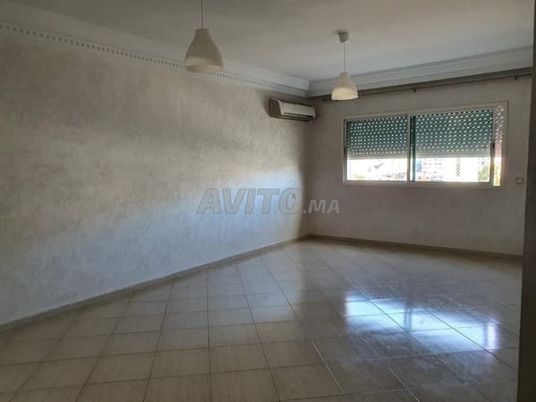 Nice Empty Apartment 105 m². Suite. Franceville