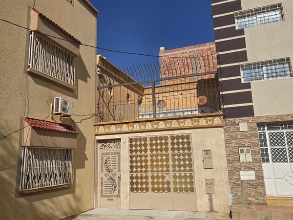🏡 فيلا صغيرة مجددة للبيع بوجدة لازاريت
