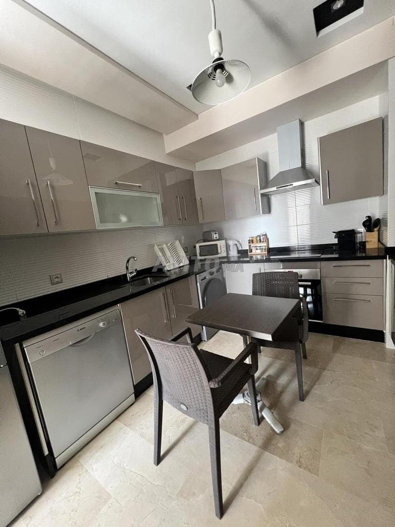 Appartement à louer 89 m² à Tanger