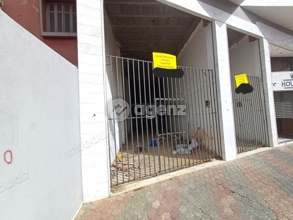 Commerce à vendre 143 m² Aïn Sebaâ Casablanca
