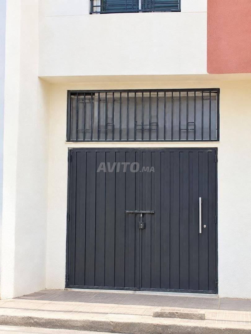 Negozio nuovo in vendita / Kasbat El Amine