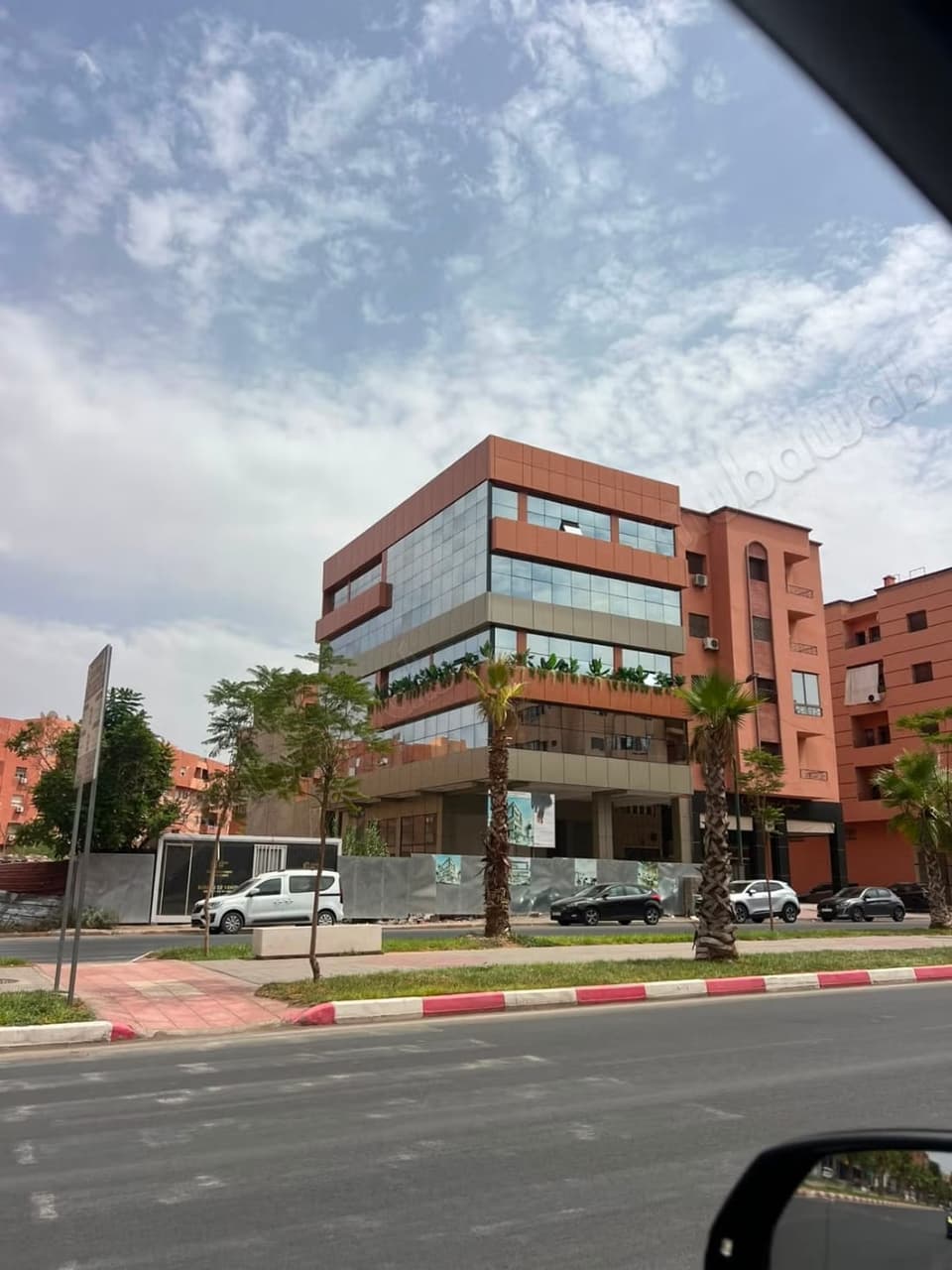 Brand new entire building for sale or rent IZDIHAR