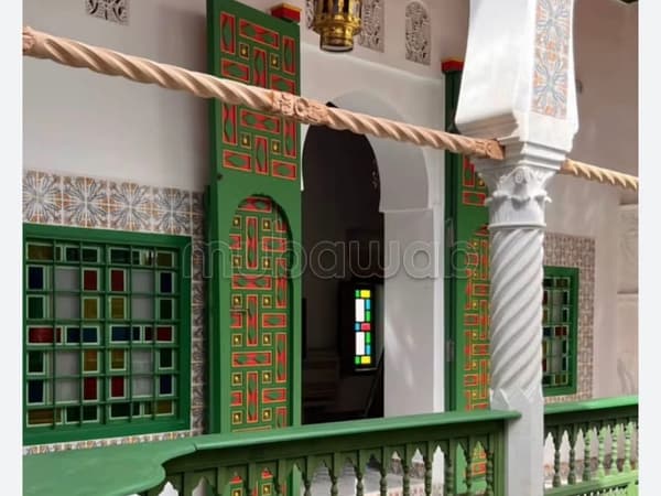 Superbe riad à vendre à Médina. 20 chambres agréables. Belle terrasse