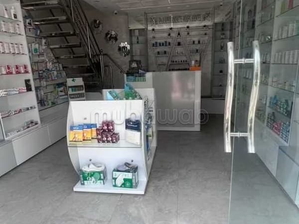 Local commercial à Louer de 32.0 m² à Bouskoura, Victoria
