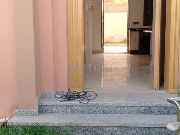 Villa à vendre à côté de la clinique El Omoma