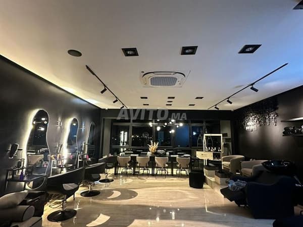 Salon de coiffure à louer pour femmes
