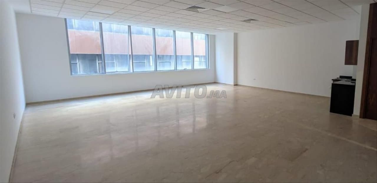 Plateau neuf avec ascenseur garage