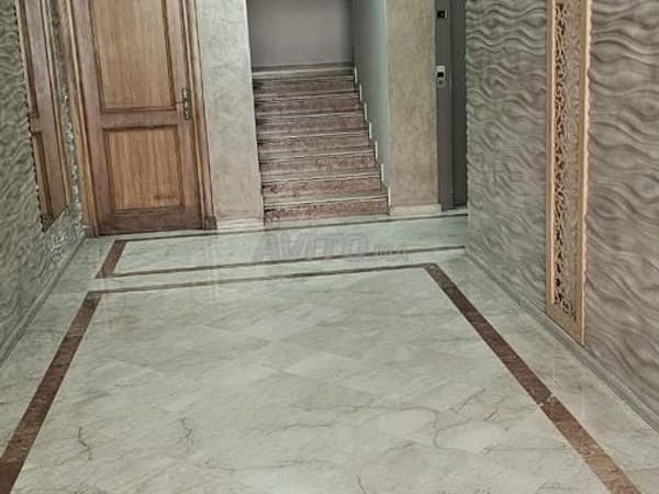 À VENDRE – BEL APPARTEMENT À BEAUSÉJOUR