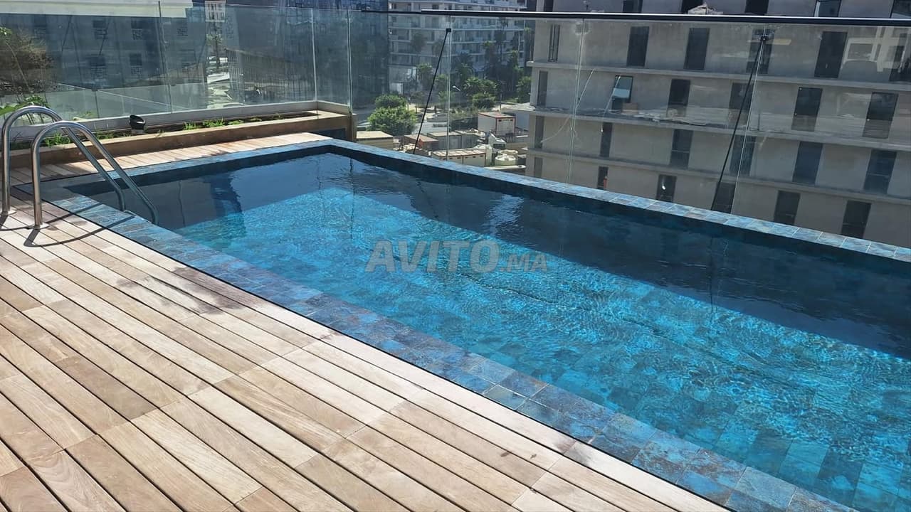 Estudio amueblado moderno en alquiler en CFC