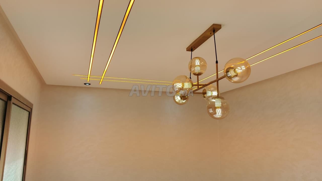 Plus bel appartement au 1er étage Balcor, finition fantastique 130 m²