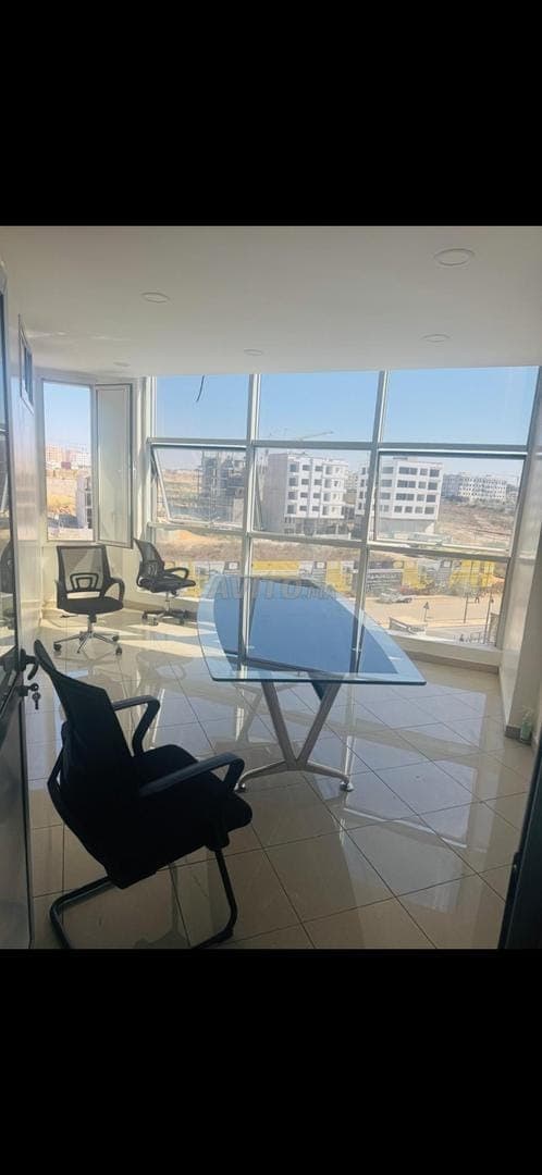 Büro zu vermieten