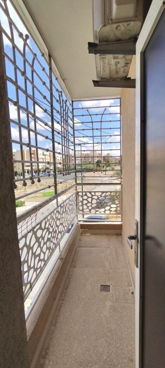 Bel appartement à vendre à Charaf premier étage
