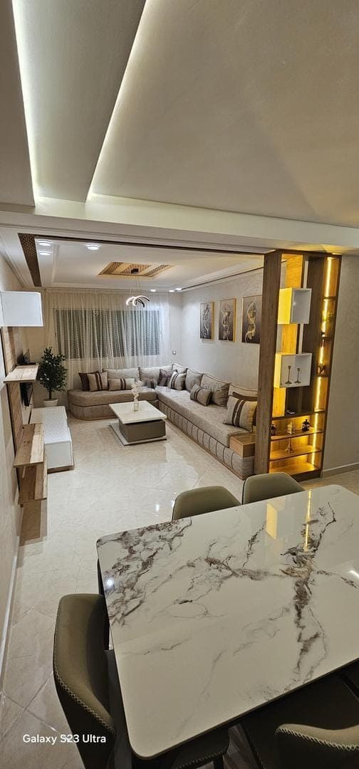 Appartement meublé de luxe. Entièrement neuf.