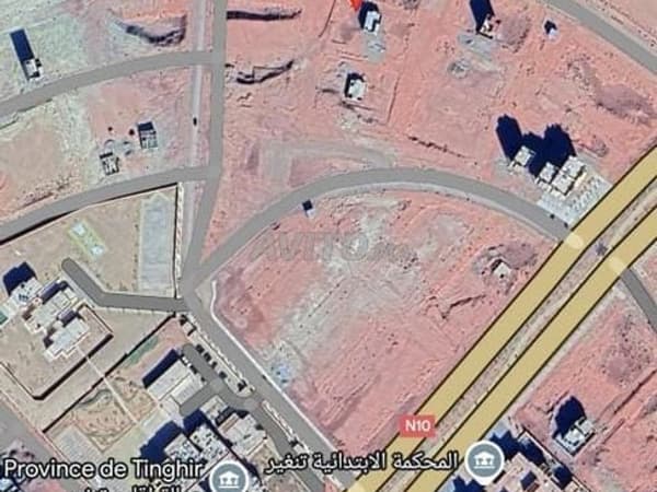 Terrain économique à vendre à lotissement Al Majd 3 à Tinghir