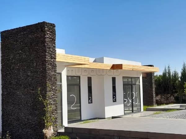 Charmante Villa onder Constructie