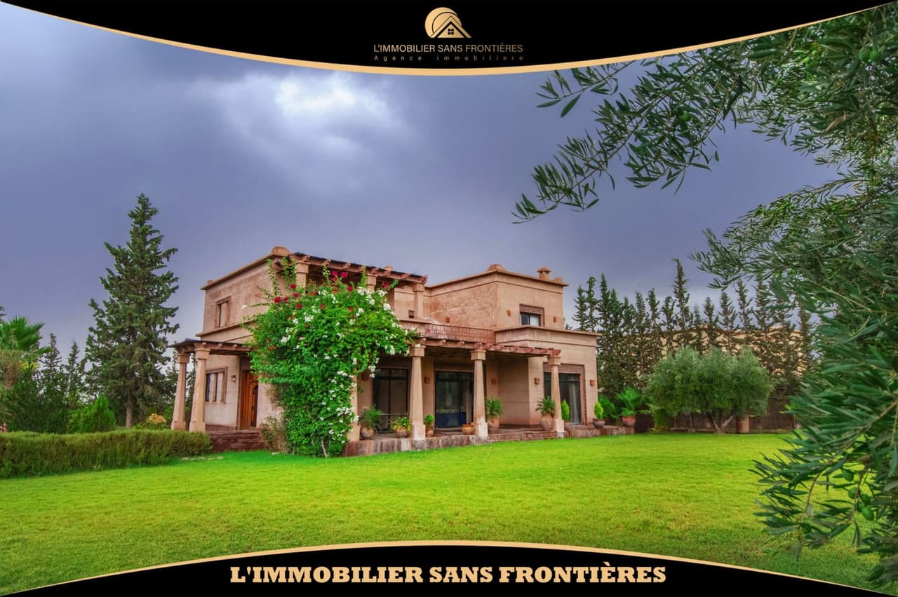 Maison d’hôtes meublée à vendre à Sidi Abdellah Ghiat km 11, 10 400 m², Marrakech