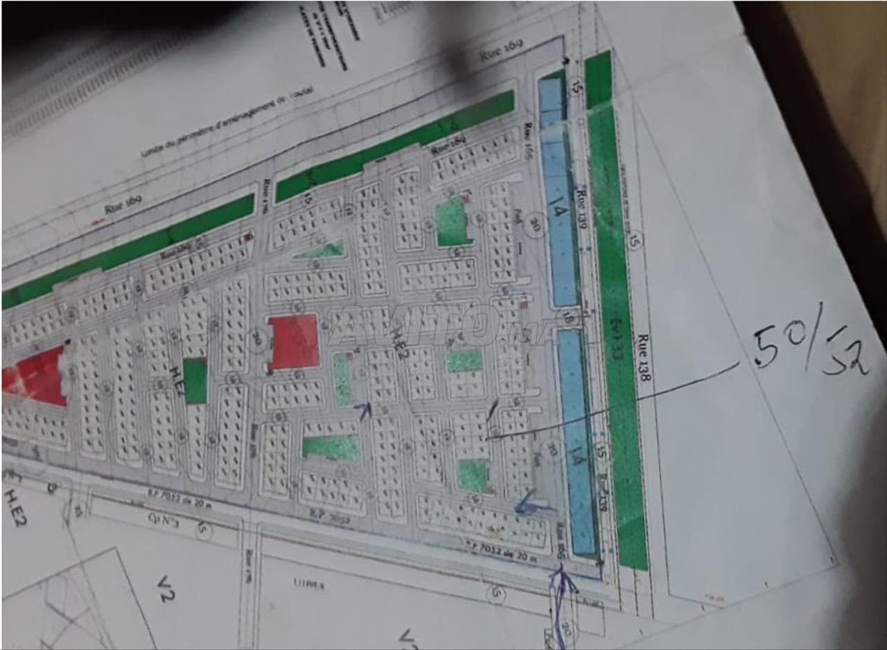 Deux terrains adjacents à vendre 121 m² chacun