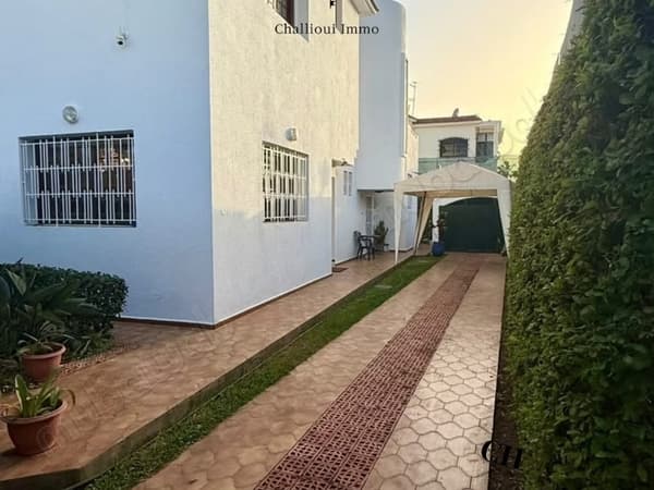 Vente villa dans un quartier calme