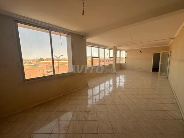 Plateau bureau de 186 et 336 m2 à sidi Ghanem