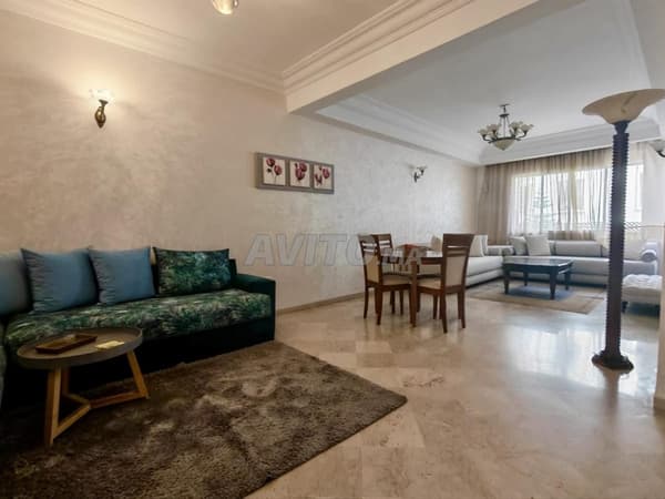 Superbe appartement à Bourgone