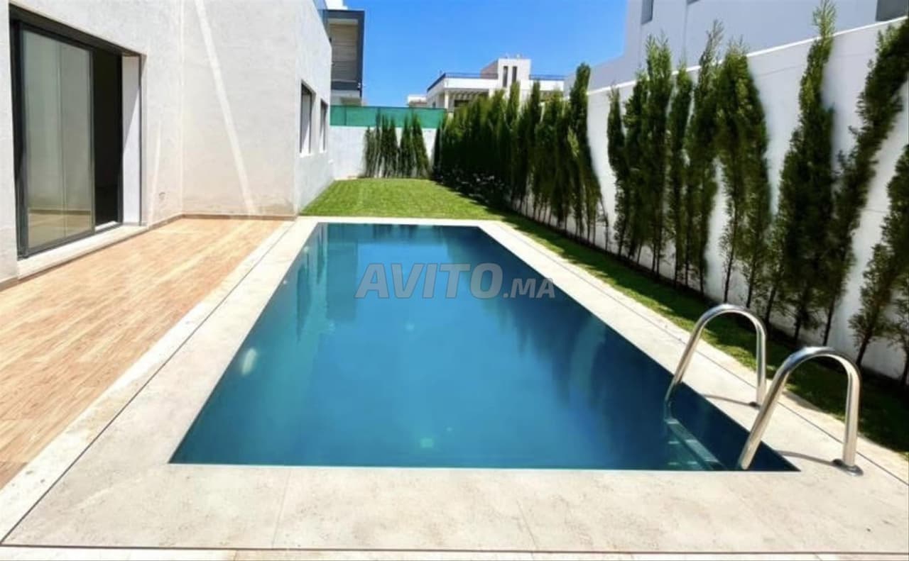 À LOUER VILLA MODERNE À DAR BOUAZZA