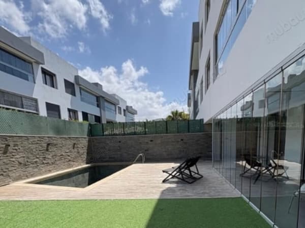 Te huur of te koop studio gemeubileerd in Racine