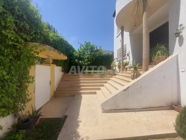 Vente d’une villa de 383m²– VAL FLEURY