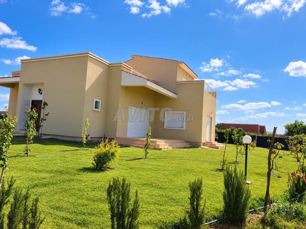 Bauernhof mit modernem Haus in Sidi Allal El Bahraoui