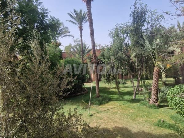 Schönes Riad zur Miete in Ennakhil Palmeraie möbliert