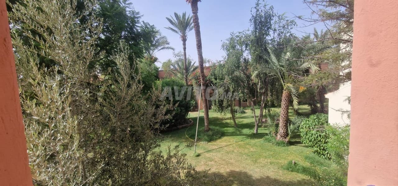 بيت رياض فاخر للإيجار في الاخيل بالنخيل مفروش