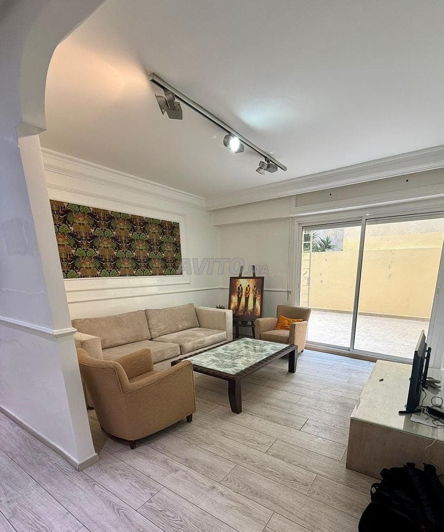 Grazioso monolocale di 83 m² tranquillo – Anfa Gauthier