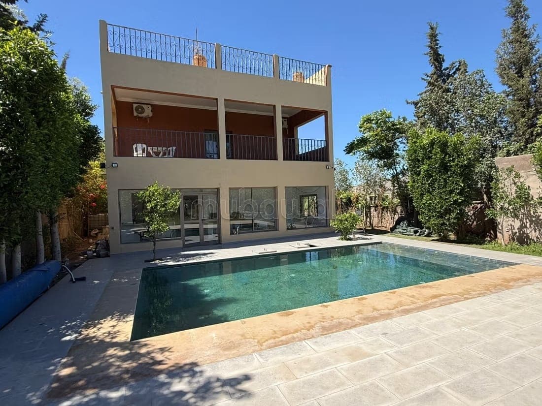 Superbe Villa a vendre route casablanca