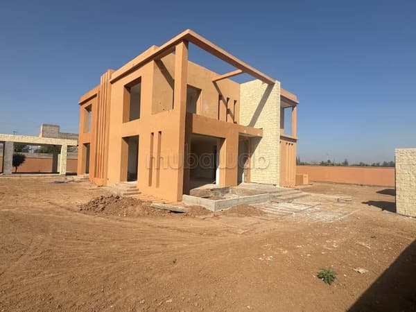 Contemporary villa under completion on Route de Ouazazate