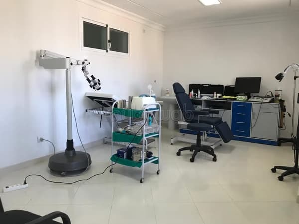 Plateaux de bureau de 102m à vendre à bourgogne