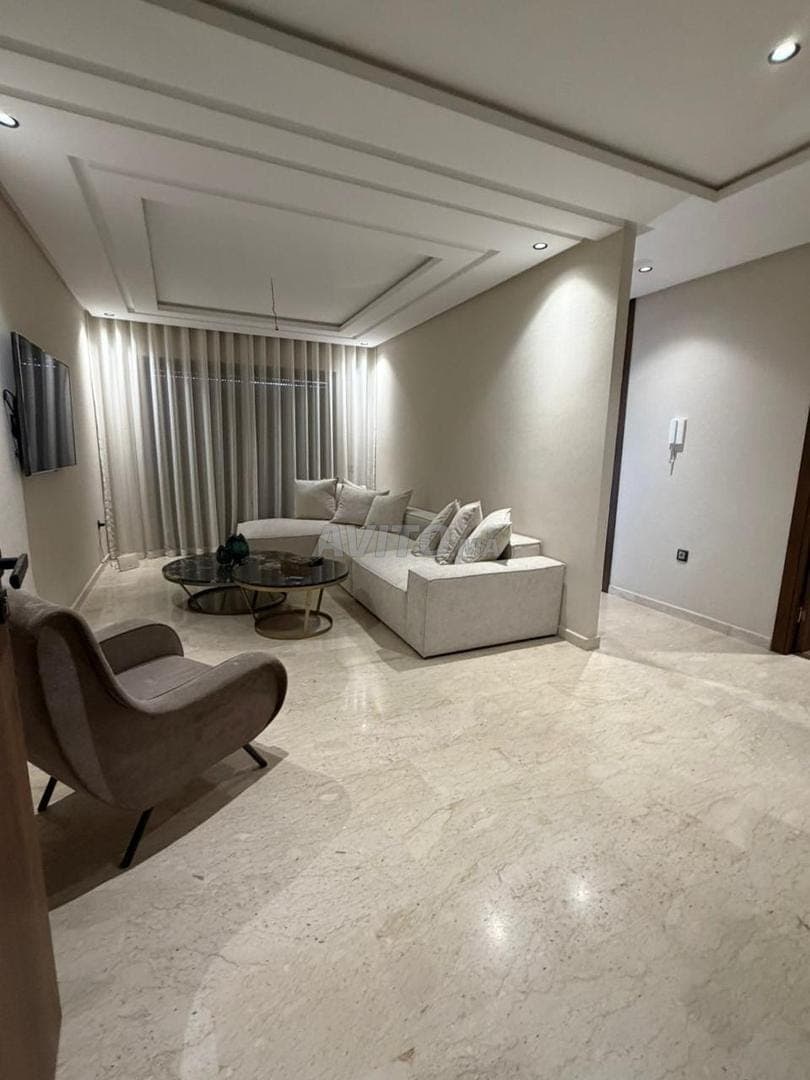 À VENDRE – APPARTEMENT 3 CHAMBRES À BOUSKOURA