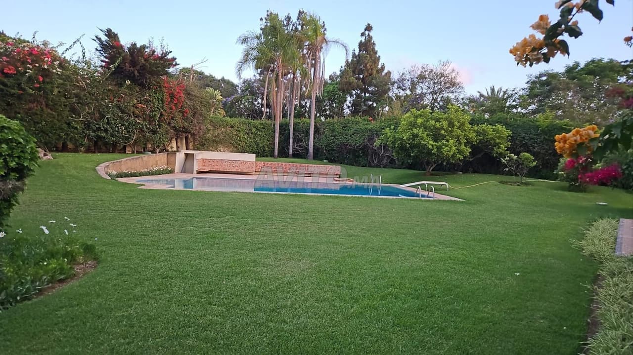 🏡 Villa de Charme avec Piscine à Souissi