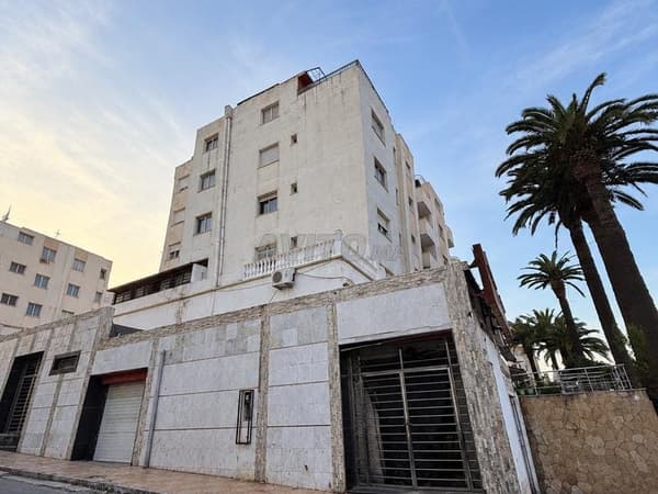 Local commercial de 1000m² / route de tetouan