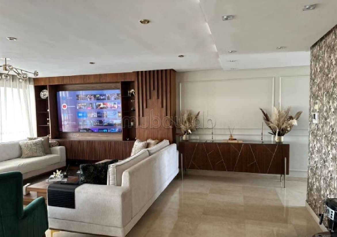 Très bel appartement bouskoura golf