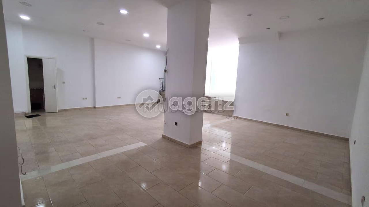 Locale commerciale in vendita 130 m² Les Hôpitaux Casablanca