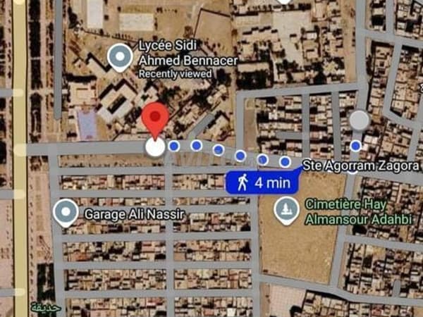 Terrain à vendre près du lycée Sidi Ahmed Ben Nasser