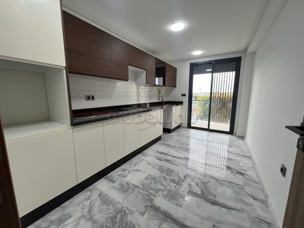 For sale apartment in Souissi. 2 bedrooms