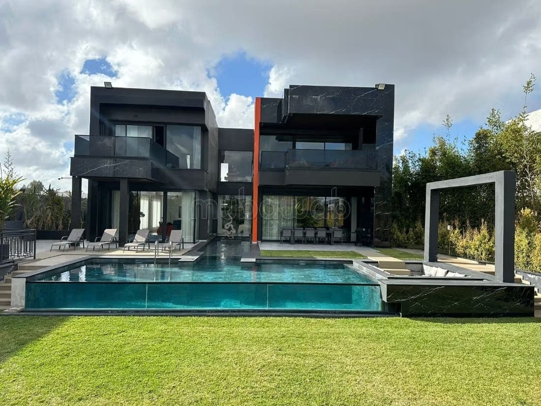 Villa Luxueuse à Vendre à ville verte
