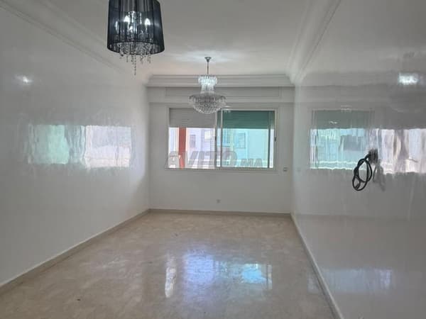 Appartement à Louer à Maarif Bd Socrate