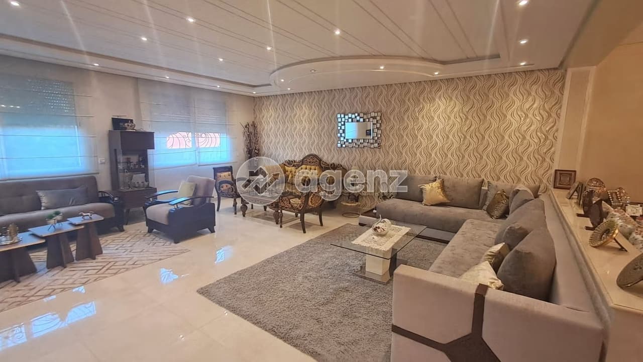 Villa zu vermieten 250 m², 4 Schlafzimmer Al Mostakbal Casablanca