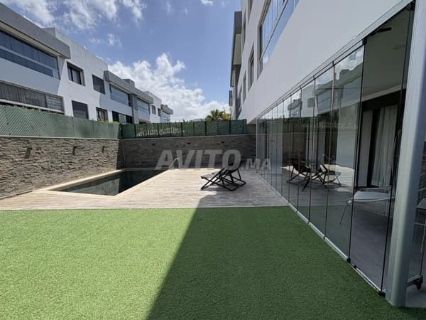 Rez jardin à vendre 268 m² à Dar Bouazza