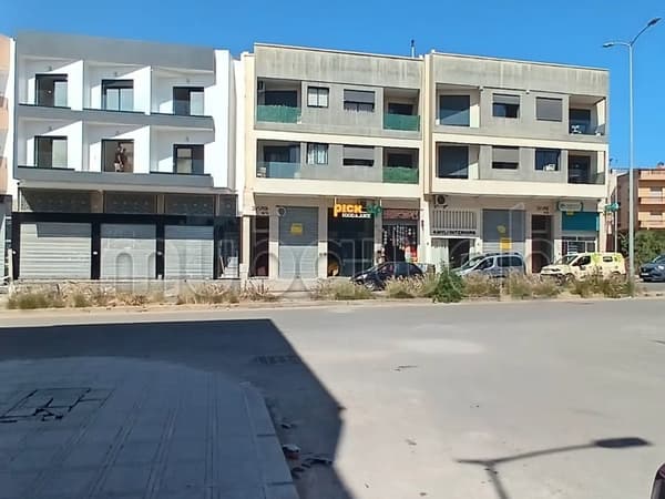 دار بوعزة، بيع محل موقعه جيد