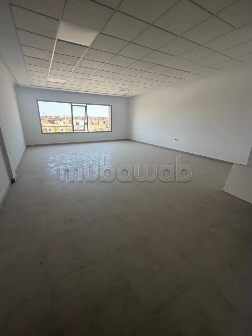 Kantoorruimte te huur in Prestigia