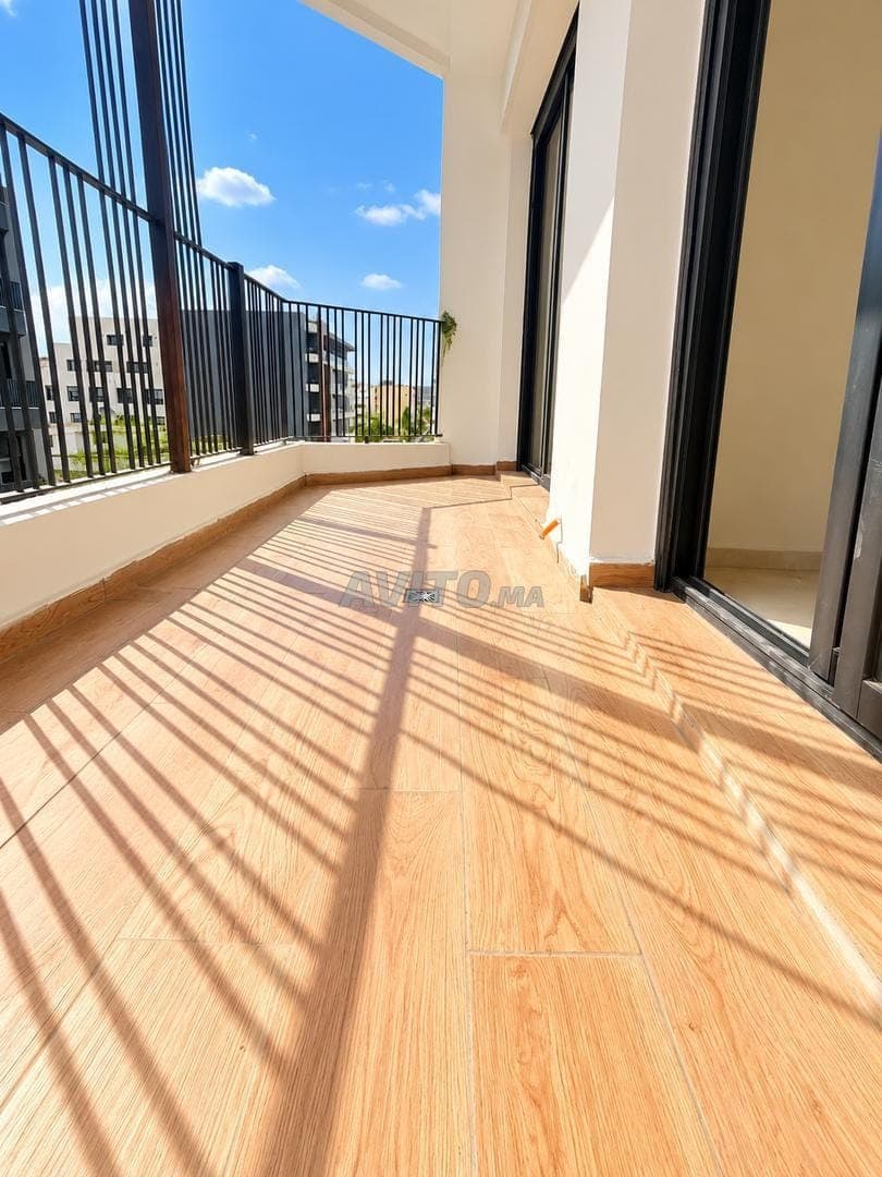 Brand-new apartment with terrace, never occupied